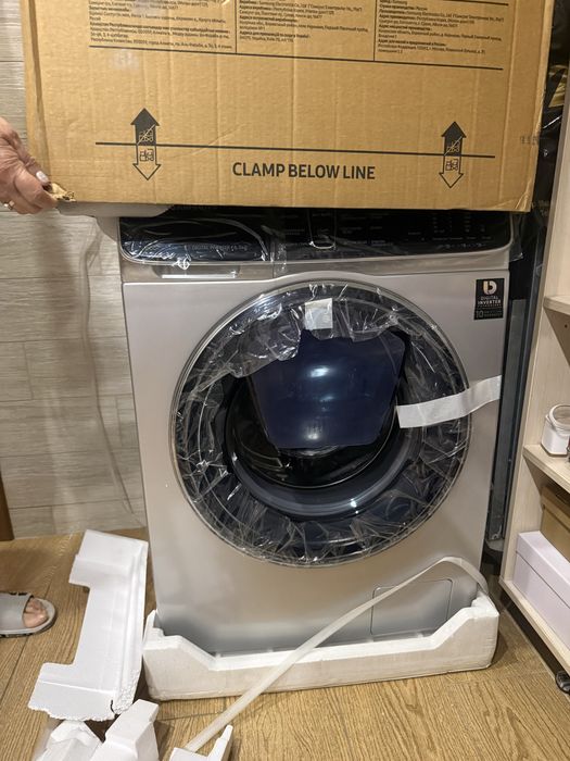 Стиральная машина Samsung WW65K52E69S серебро с синим