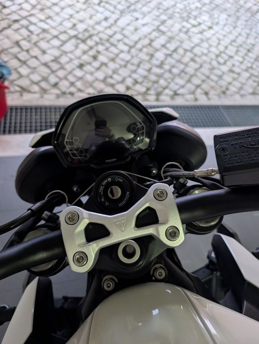 Triumph street triple 765r como nova