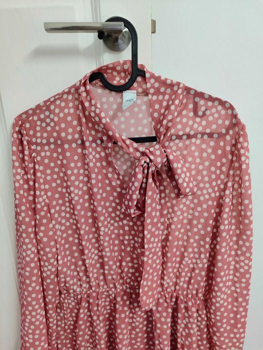 Vestido com bolinhas