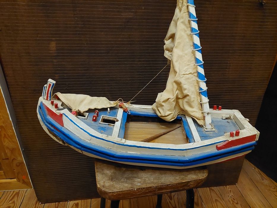 Maqueta barco pesca tradicional cerca 50 cms