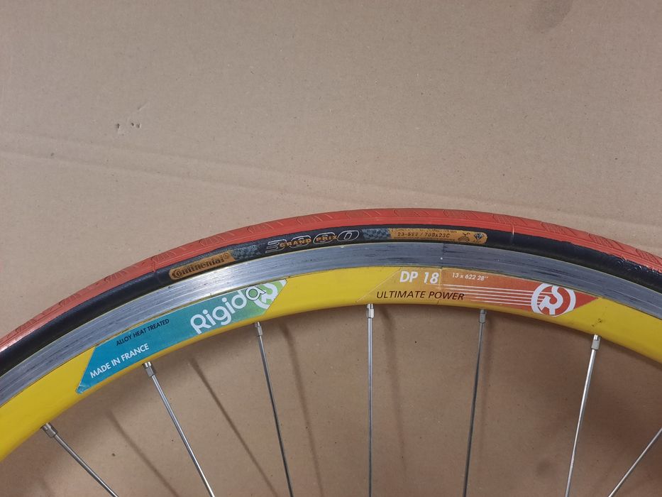 koło szosowe 28" campagnolo / rigida dp18 / continental