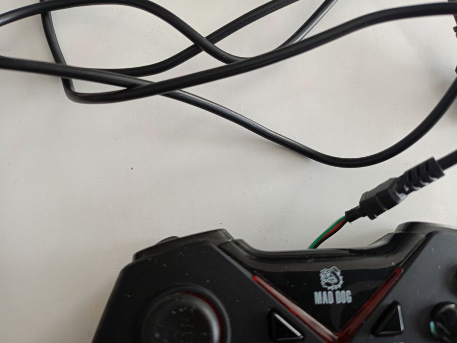 Gamepad - uszkodzony.