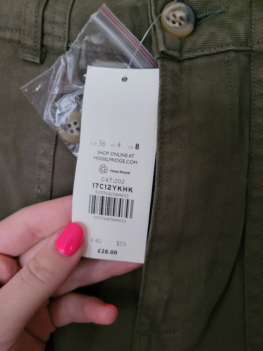 Krótkie spodenki Miss Selfridge S