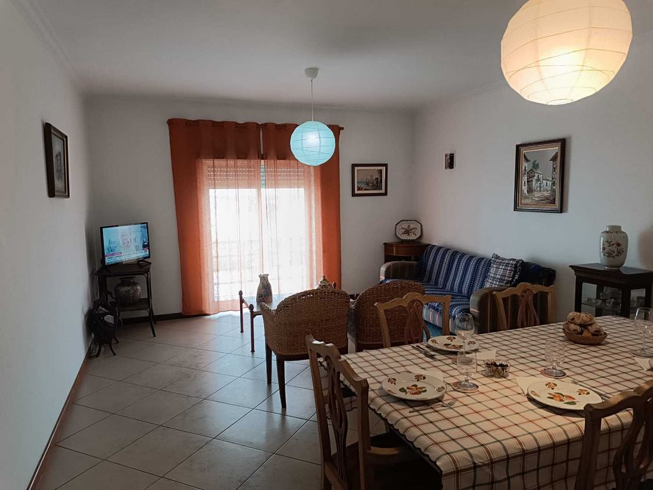 2 Quartos para Arrendar – Oliveira do Bairro