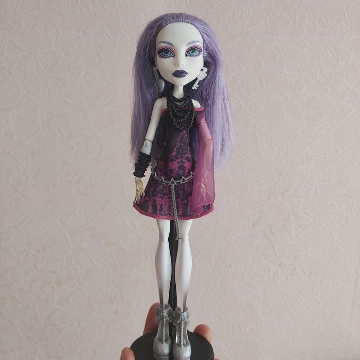 Лялька Monster High Спектра