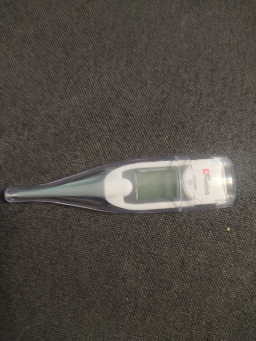 Термометр  електронний