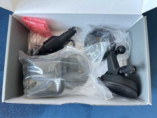 Nawigacja GPS dla ciężarówek Garmin dēz LGV820 3 lata Gwarancji