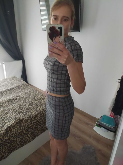 Zestaw komplet spódnica prosta ołówkowa w kratkę bluzka crop top