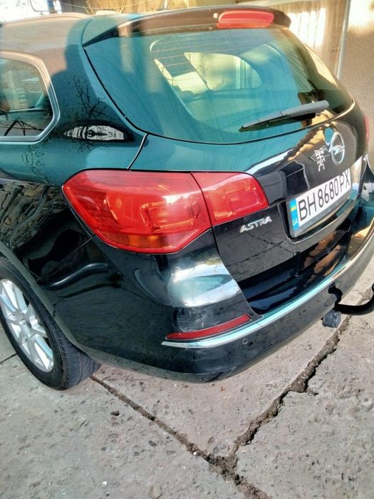 Продам Опель Astral j Sport Turer 1.7 cdti