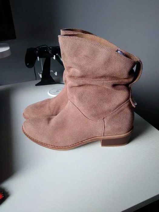 Botki skórzane lasocki
