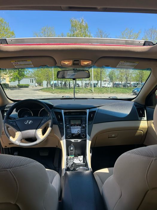 Hyundai Sonata 2012