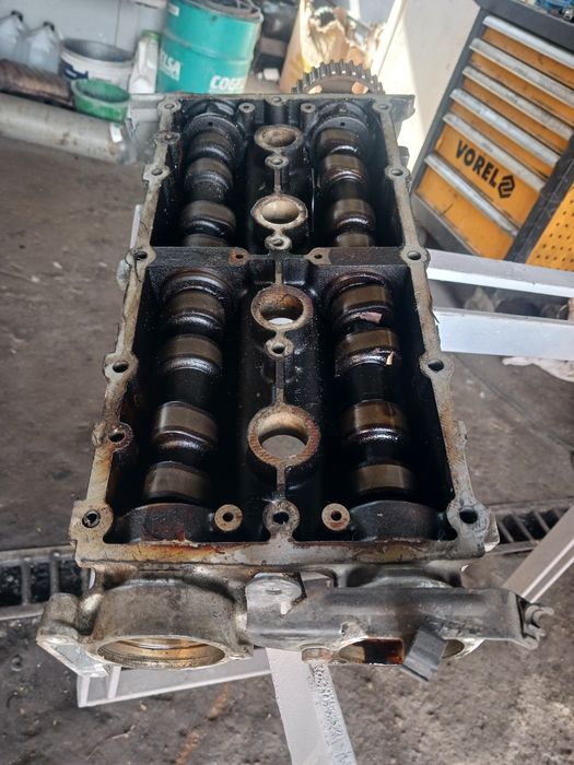 1.4 16v pokrywa z walkami Volkswagen