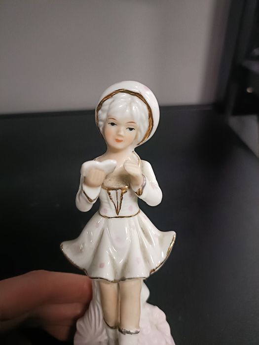 Figurka porcelanowa Sri Lanka