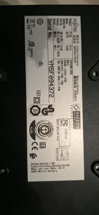 Fujitsu esprimo Q556