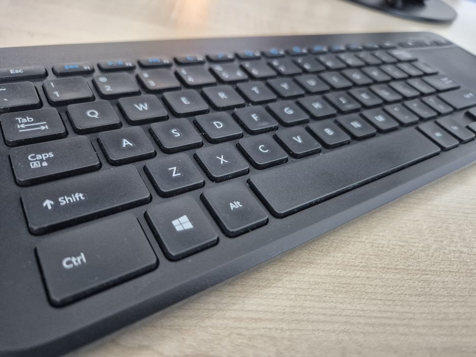Klawiatura bezprzewodowa Microsoft All-In-One
