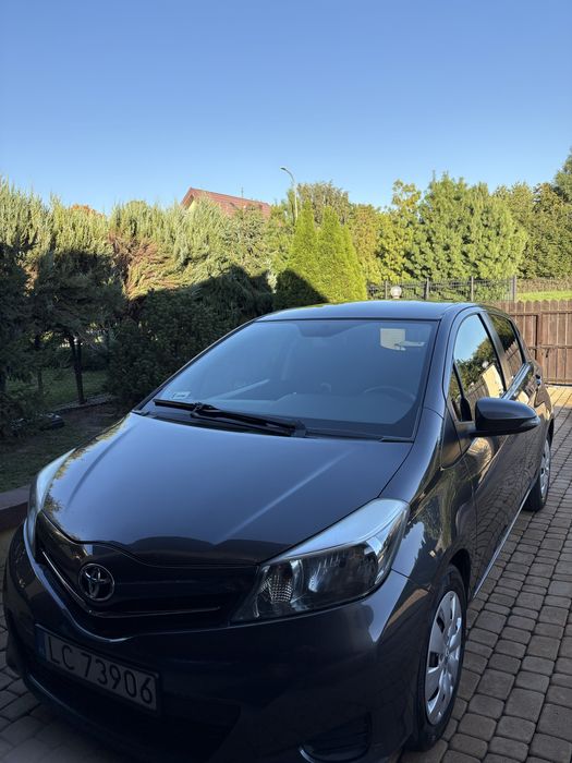 Toyota Yaris III 2014 r Polski salon
