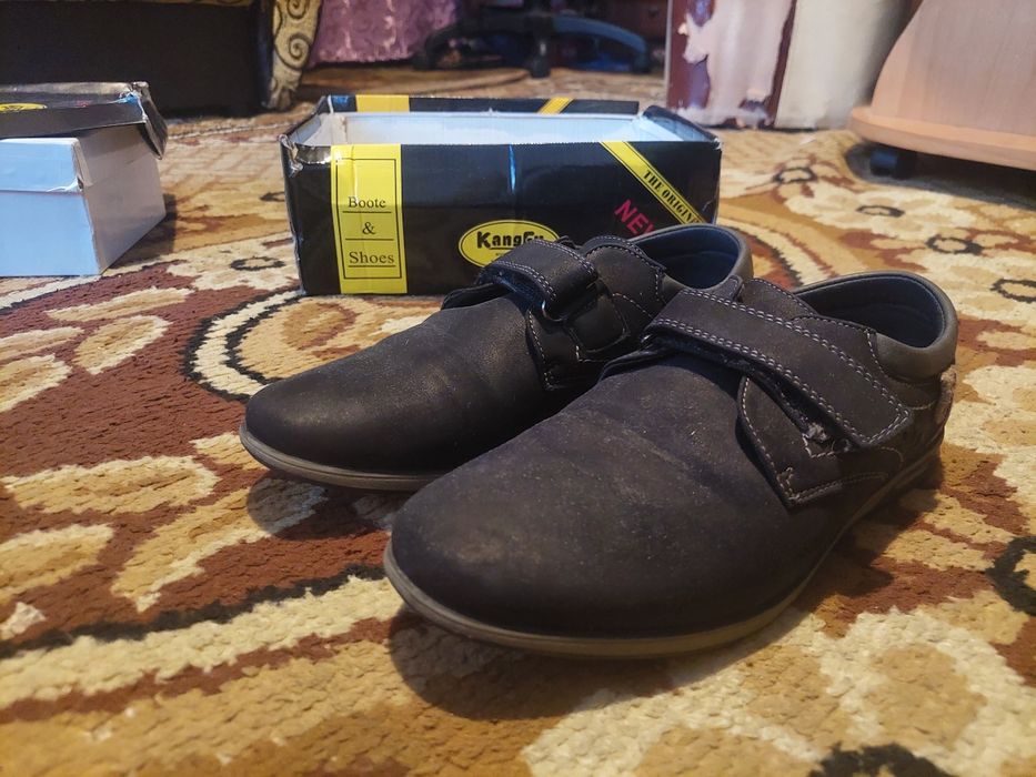 Туфлі шкіряні на хлопця