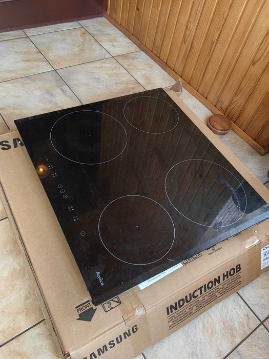 Płyta indukcyjna Amica IN 6540 ITB – sprawna, do sprawdzenia