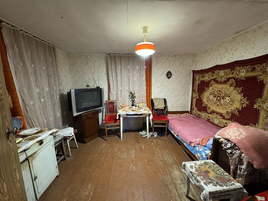 Продам дачу в с. Жавинка  біля річки Десна! Приватизована!