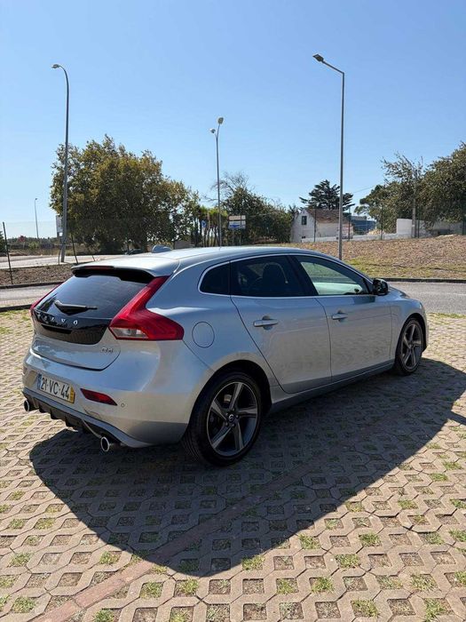Volvo V40 1.6 D2 R-Design 2013