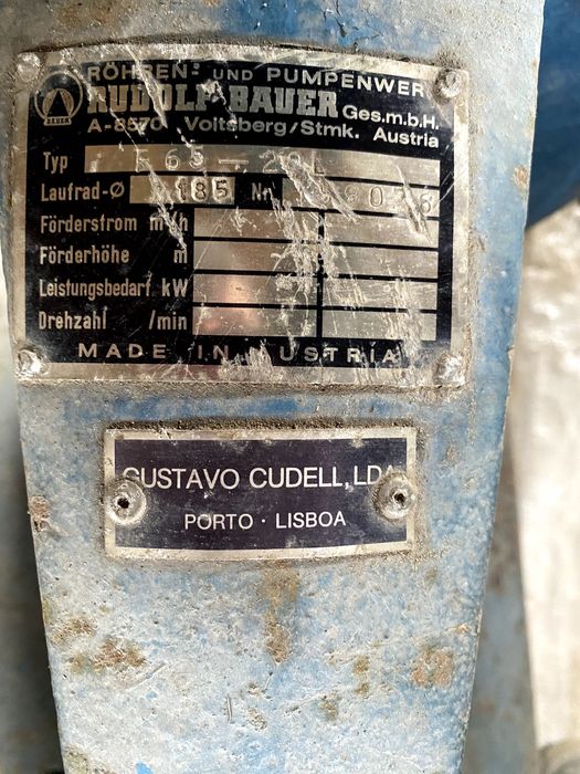 Bomba de água  - ótimo estado