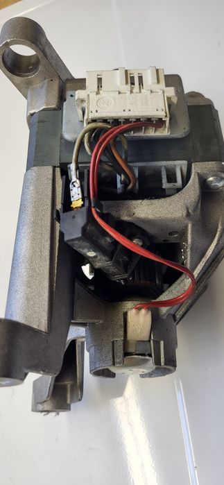Sprzedam silnik do pralki Indesit Hotpoint Whirlpool