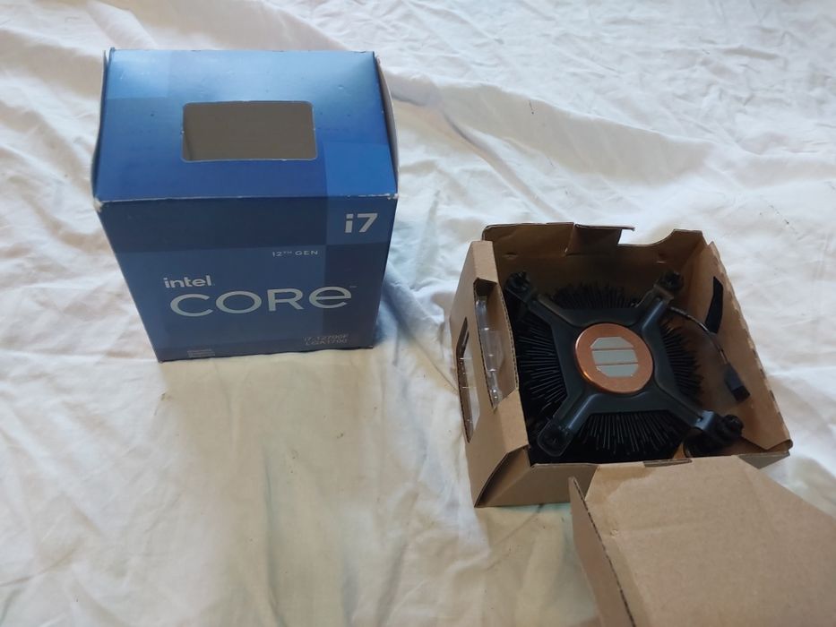 Chłodzenie Intel core socket 1700 i7