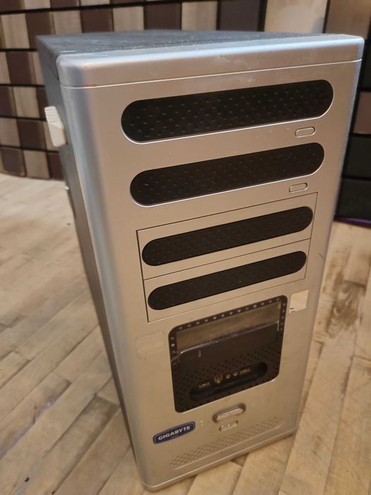 Корпус ПК  с материнской платой,процессором