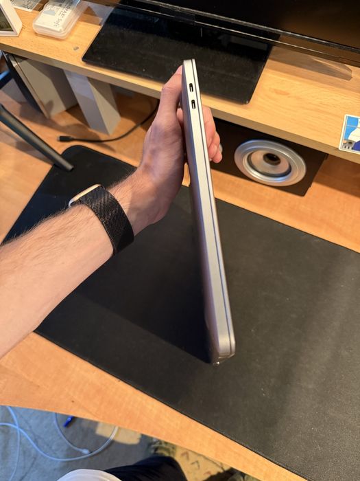 MacBook Pro M1 16Gb 256Gb + Carregador, Capa, Caixa