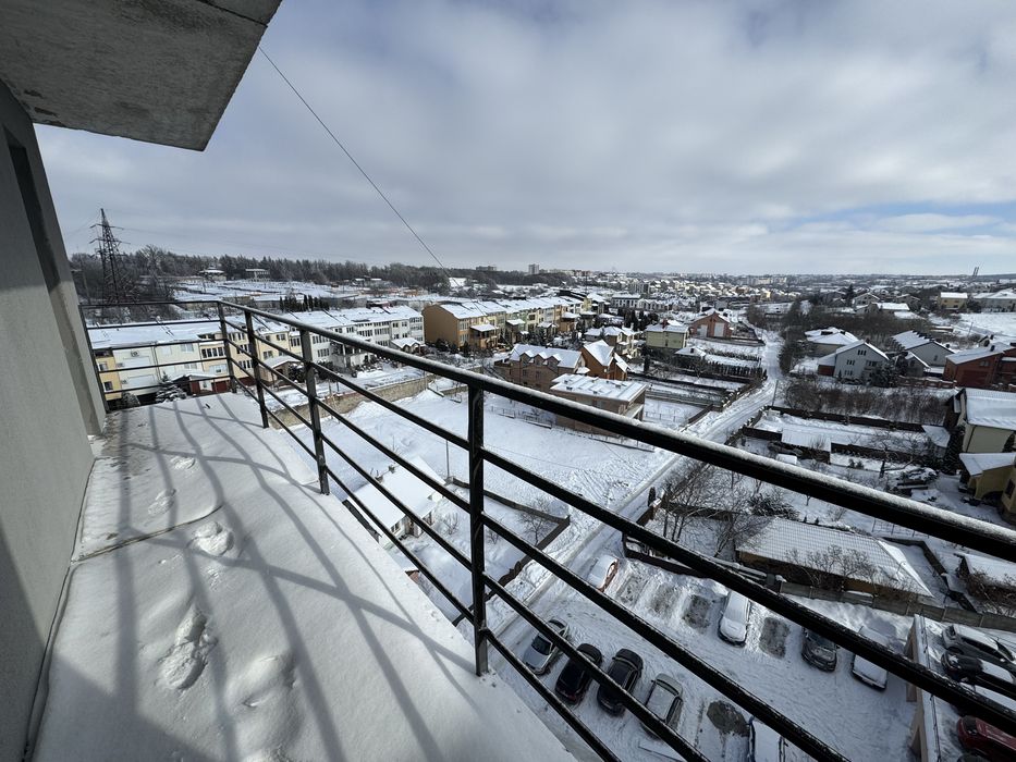 Продаж 3-к квартири в новобудові