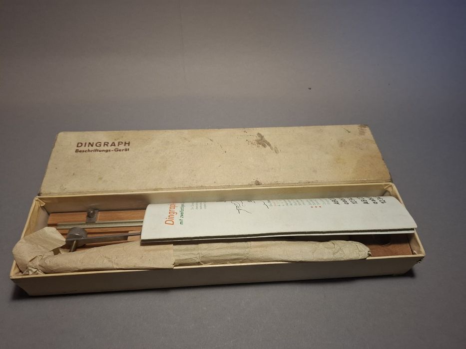 Urządzenia do kaligrafii pisania prl