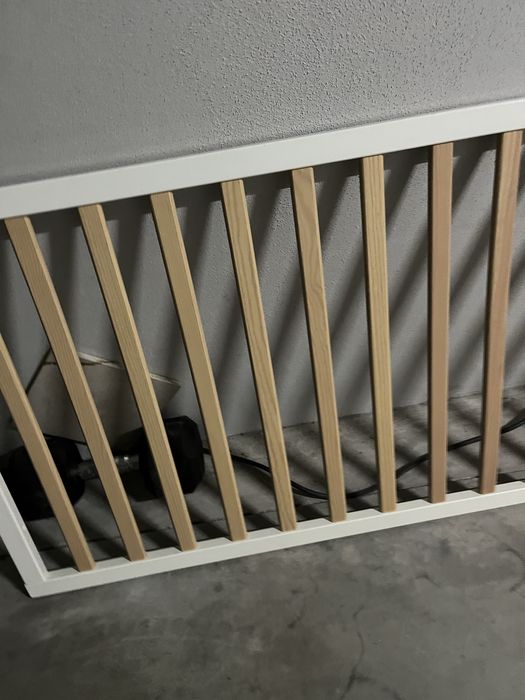 Berço Trama com colchao e fraldario