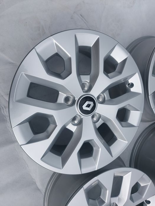 NOWE Alufelgi 16 cali 5x114.3 Renault Trafic III Vivaro Duster