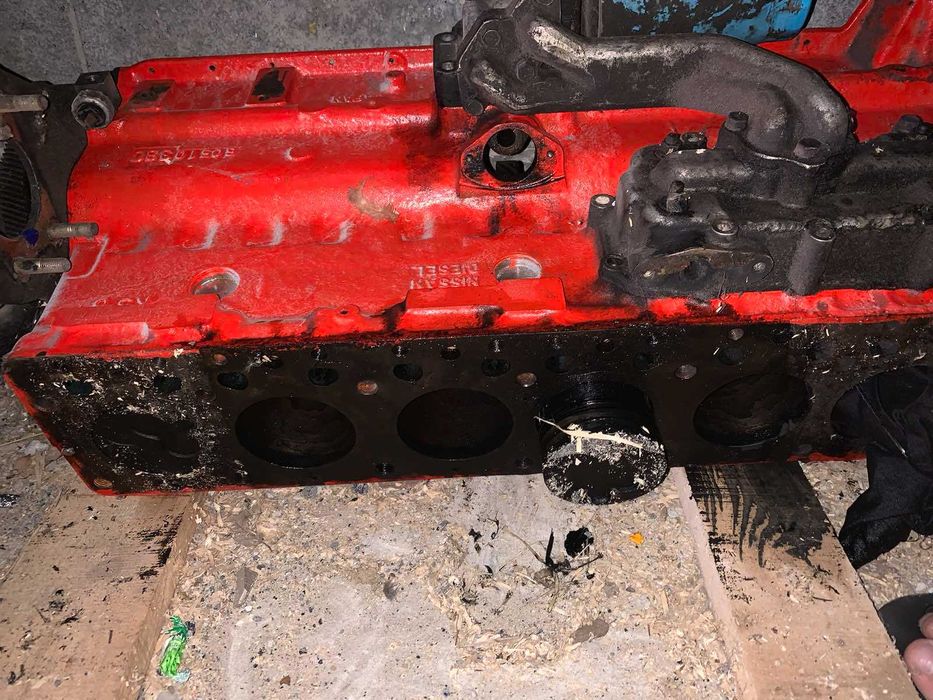 Блок двигуна Nissan Patrol SD 3.3 TD