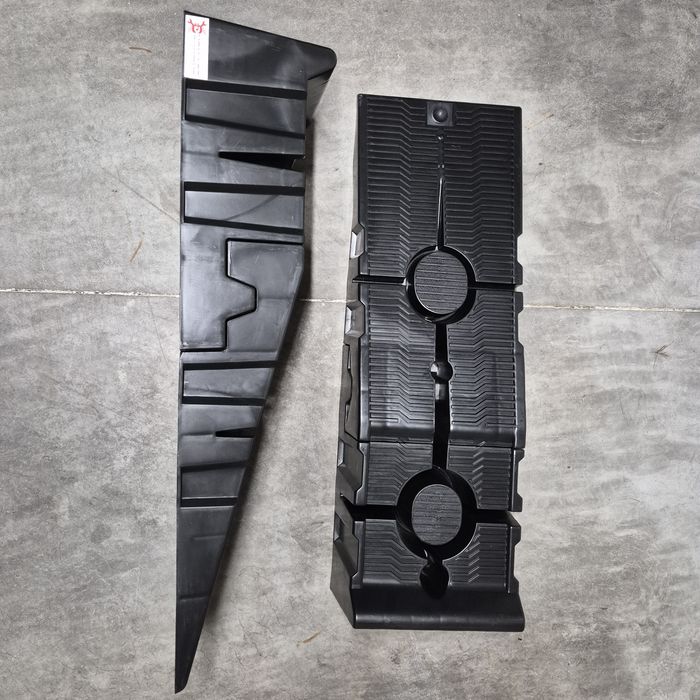 Vendo Conjunto de 2 Rampas para Carro de Plástico