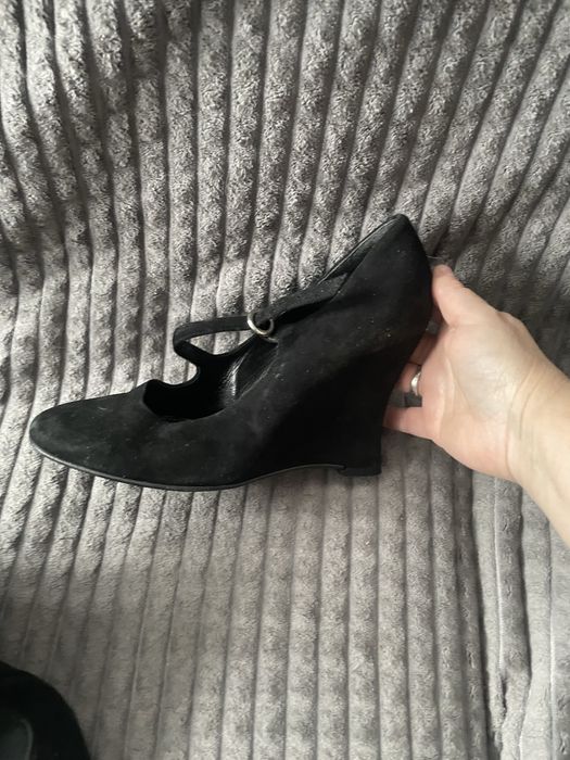 Zamszowe buty na koturnie Ryłko Estima, super !