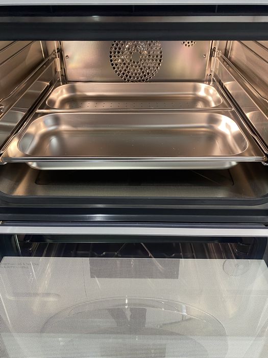 Духовка -Пароварка фірми Miele DGC 7845