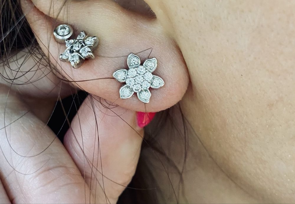 Новые золотые серьги с натуральными бриллиантами 2,98 г