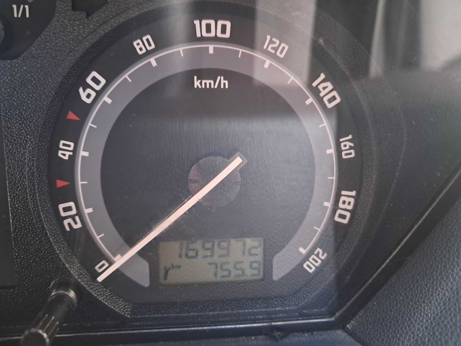 Шкода фабія 2005