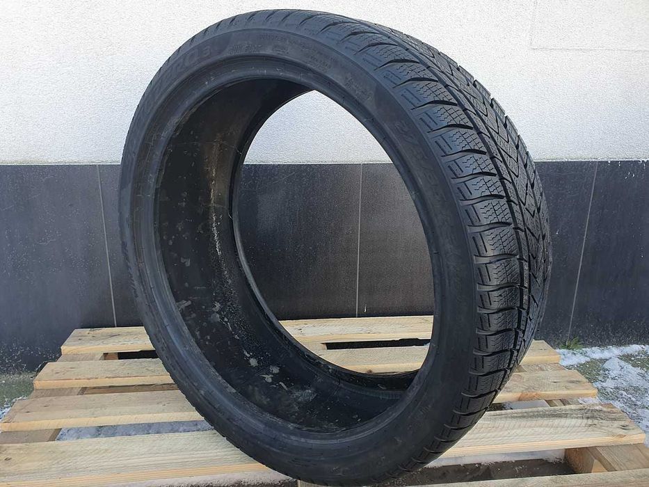 1x Opona zimowa 275/35/21 PIRELLI Winter Sottozero 3 - RunFlat 6mm