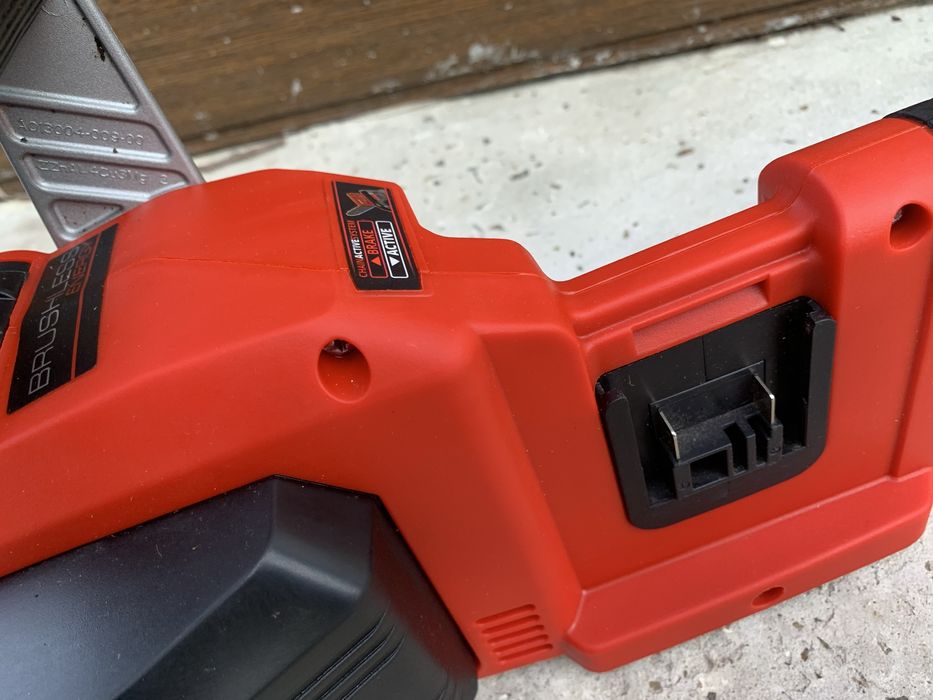 Потужна Акумуляторна ланцюгова пила Einhell GE-LC 36/35 Li-Solo