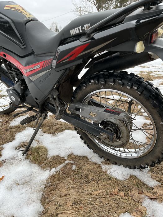 Мотоцикл  Shineray ікстрейл 200