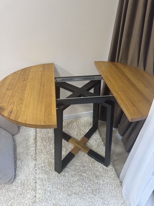 Продам кухонний стіл