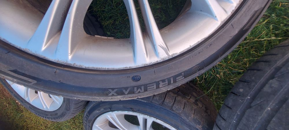 Felgi z oponami styling 135 18" bmw e60 e61