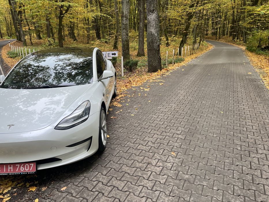 Tesla Model 3 2018