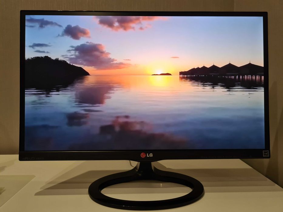 IPS монітор LG 23EA73LM