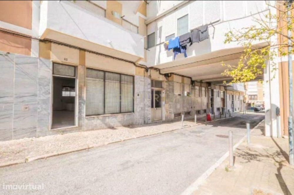 Loja para Venda na Baixa da Banheira – Moita