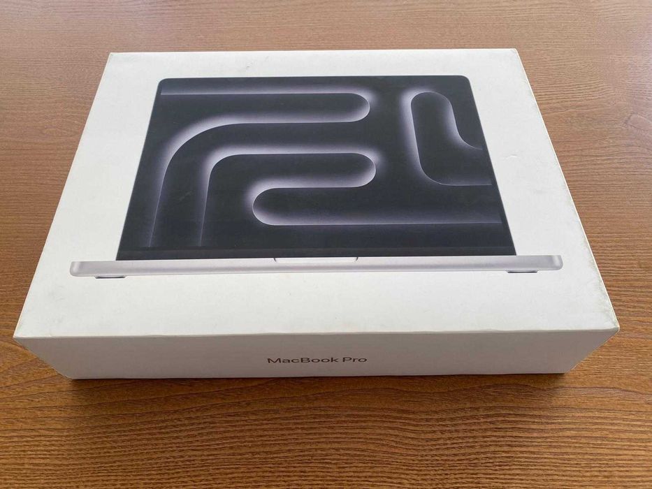 MacBook Pro 14 M4 Prateado 16/512GB