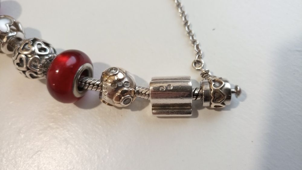 Pulseira e contas Pandora Ouro