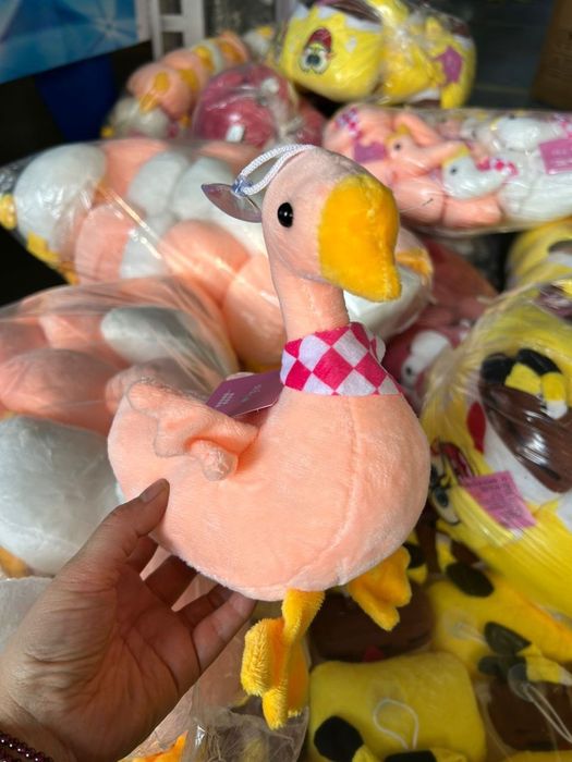 М’які іграшки / Капсули / Брелки В наявності